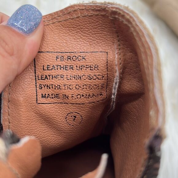 Freebird ROCK Booties - Picture 6 of 11